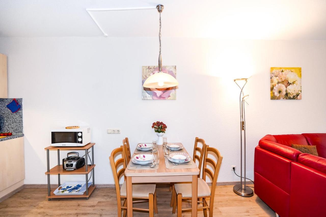 Apartamento Fewo Am Meer, Mit Schwimmbad Und Sauna Timmendorfer Strand Exterior foto